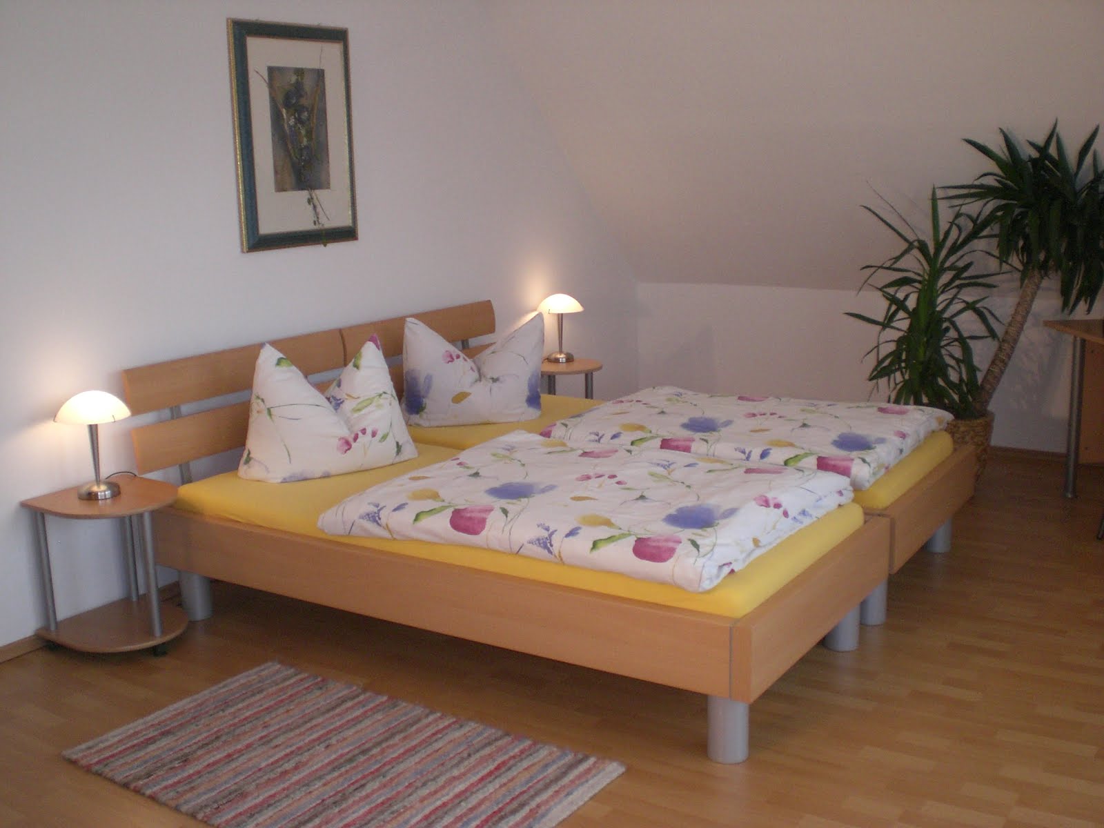 Schlafzimmer 1